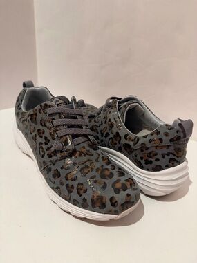 Align Slip on Velocity Gray Leopard Print Sneakers with White Sole